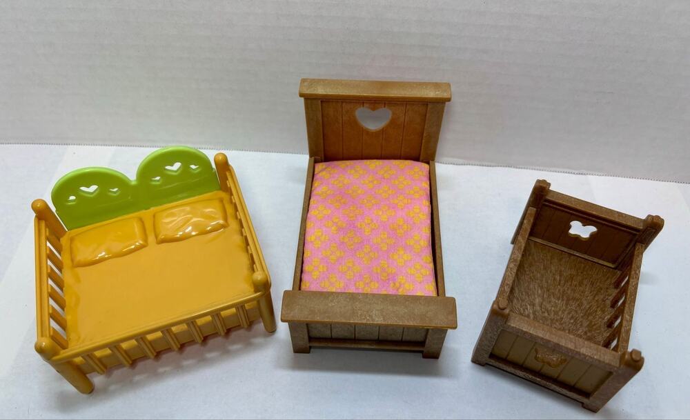 Lil Woodzeez Honeysuckle Hillside Cottage Bedroom Furniture